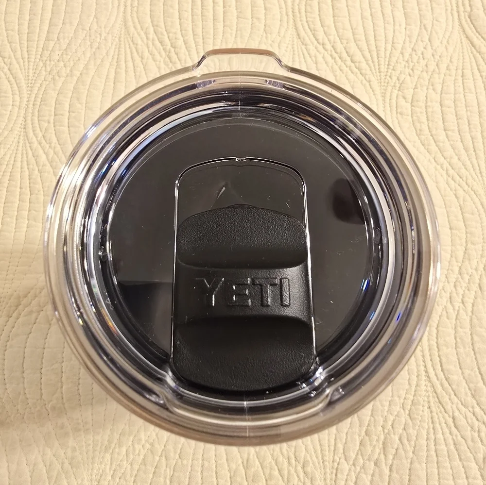NWT YETI Limited Edition Folds Of Honor Rambler Tumbler 20 OZ - Picture 5 of 5